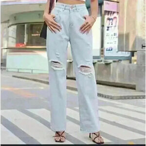 Forever 21 distress low rise baggy  jeans size 11